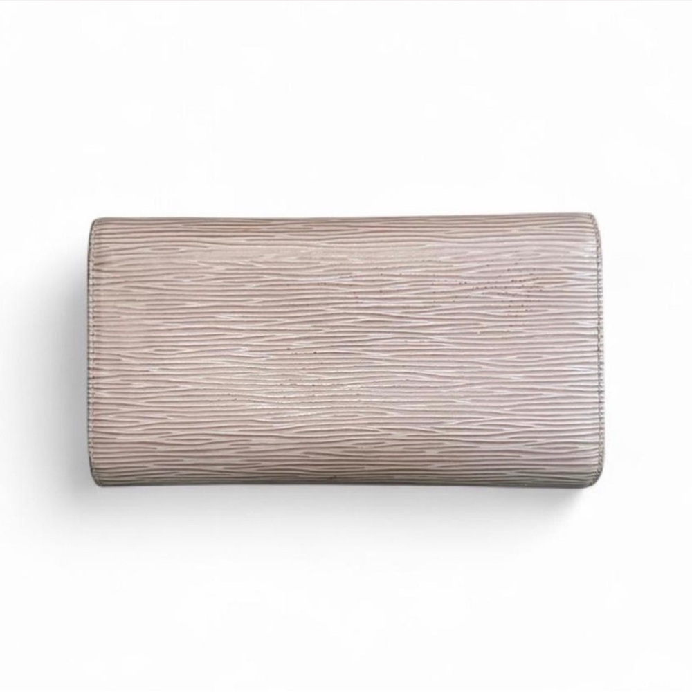 Louis Vuitton Epi leather Wallet - Picture 5 of 13